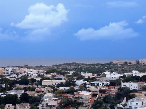 Nearby landmark, Sea view