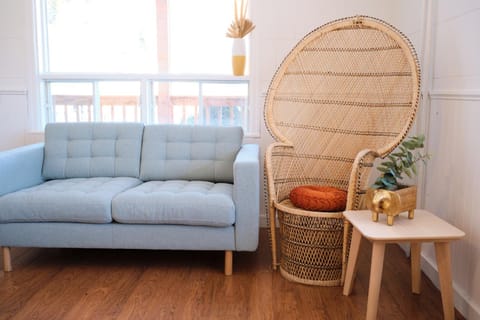 Communal lounge/ TV room, Living room, Seating area