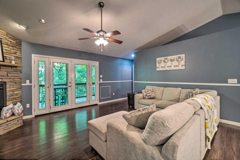 Peaceful Sevierville Home with Private Hot Tub! House in Sevier County