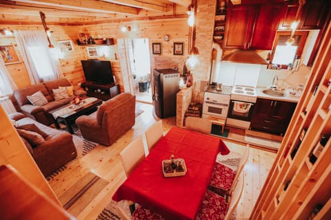 Living room, Dining area