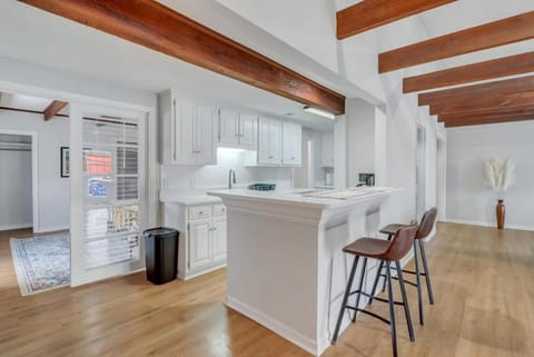 Eagle Creek Loft - Close to Shops Food GSU Apartment in Statesboro