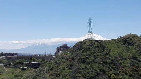 Balcony/Terrace, Mountain view
