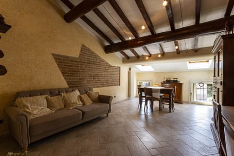 Grace apartment - Smart Holiday Apartment in Mantua