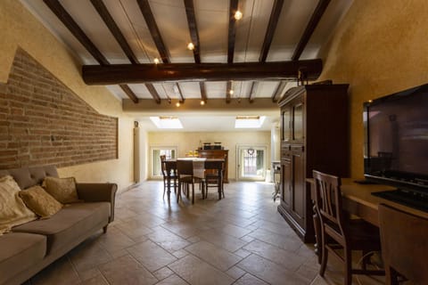 Grace apartment - Smart Holiday Apartment in Mantua