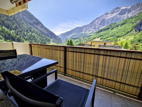 View (from property/room), Balcony/Terrace, Mountain view