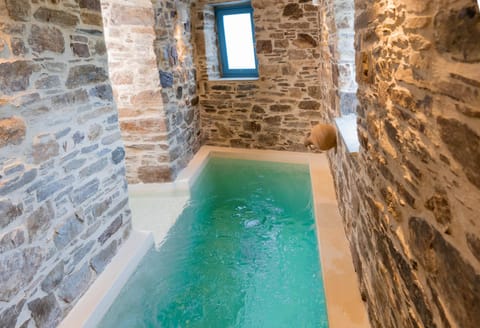 Hot Tub, Pool view, Swimming pool