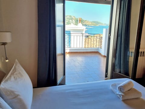 Bed, View (from property/room), Bedroom