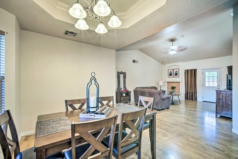 Convenient Las Cruces Home with Patio and Grill! House in Las Cruces