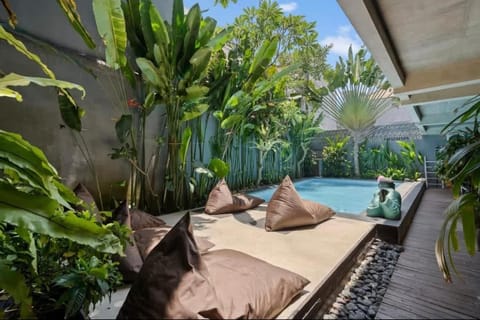 Modern Apartment with Shared Pool - By the Beach Apartment in Kuta