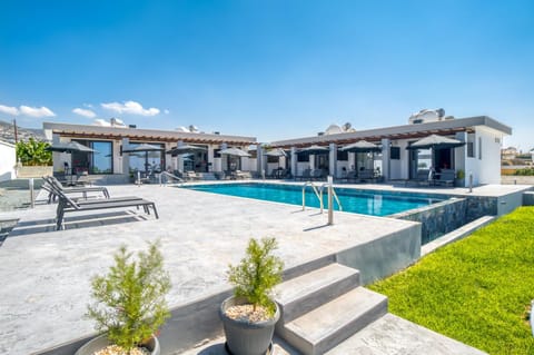 Antesia Coral Bay Resort by Ezoria Villas - Adults only Apartment in Peyia