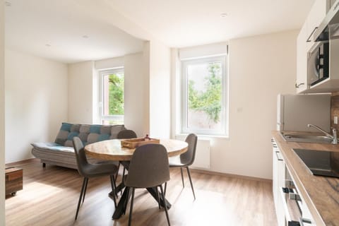 Kitchen or kitchenette, Living room, Dining area