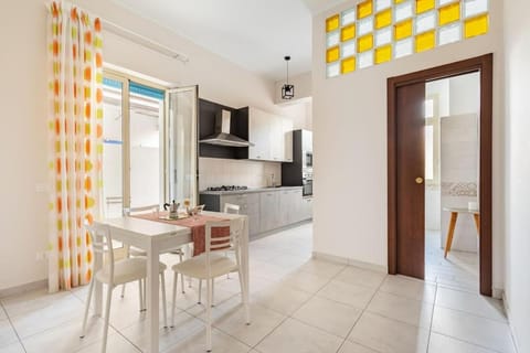 Kitchen or kitchenette, Living room, stove