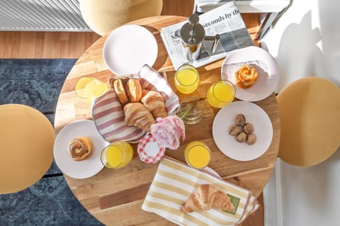 Breakfast, Continental breakfast
