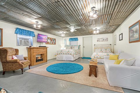 Come On Inn House in Wimberley