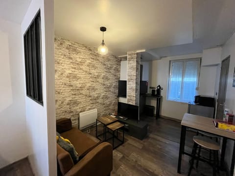 Le Factory - studio industriel Bourges Centre ville Apartment in Bourges