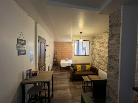 Le Factory - studio industriel Bourges Centre ville Apartment in Bourges