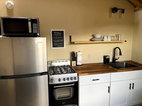 Lodgepole Yurt at Aspen Ridge Cabins Cabin in South Fork