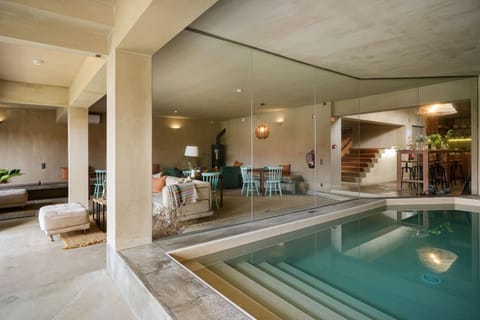 Living room, Seating area, Entertainment, Buffet breakfast