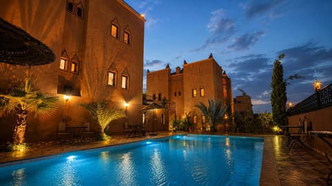 Property building, Pool view, Swimming pool