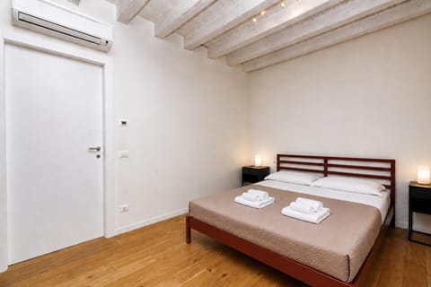 Bed, Photo of the whole room, Bedroom, towels, wardrobe