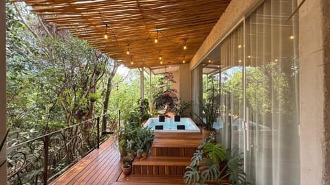 Hot Tub, Balcony/Terrace