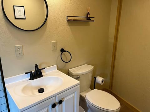 Bristlecone Yurt at Aspen Ridge Cabins Cabin in South Fork
