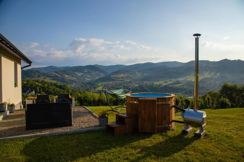 Summer, Hot Tub, View (from property/room), Balcony/Terrace, City view, Mountain view