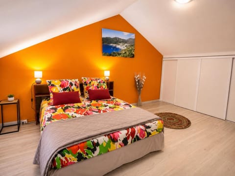 Bedroom, air conditioner
