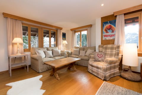 Communal lounge/ TV room, Living room