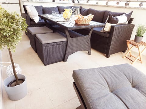 Balcony/Terrace, Balcony/Terrace
