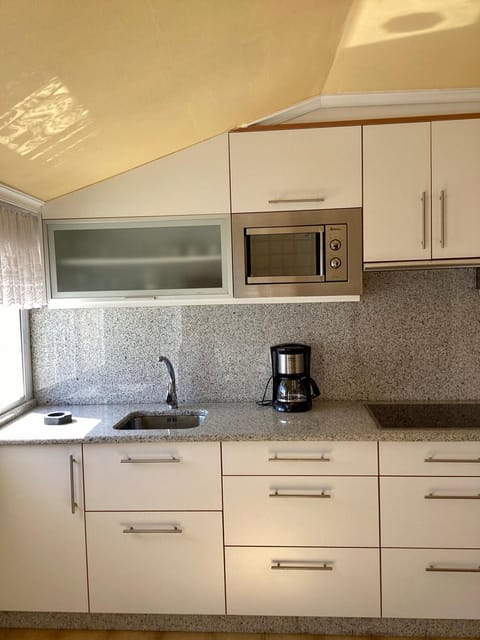 Ático con terraza Apartment in O Salnés