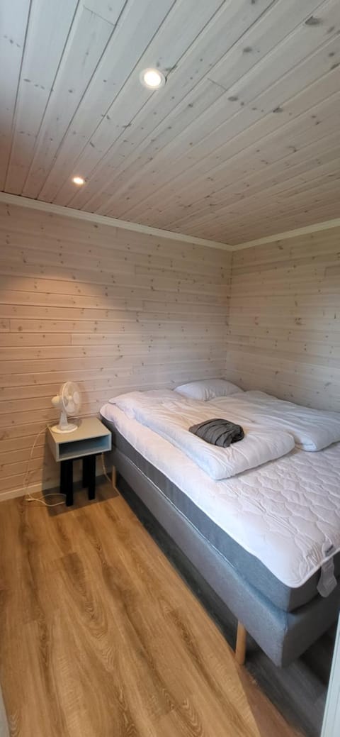 Off-the-grid cabin on the island of Senja in northern Norway Cabin in Nordland, Norway