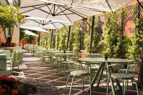 Restaurant/places to eat, Garden