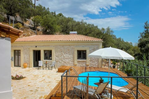Property building, Pool view, Swimming pool