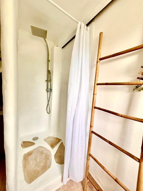 loft des cigales wifii House in Nimes