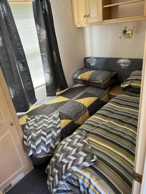 47 Lochview Campground/ 
RV Resort in England