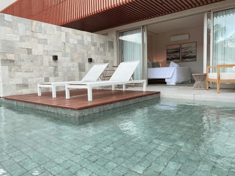 Balcony/Terrace, Swimming pool
