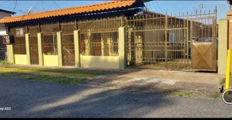 Property building, Day, Neighbourhood, Street view