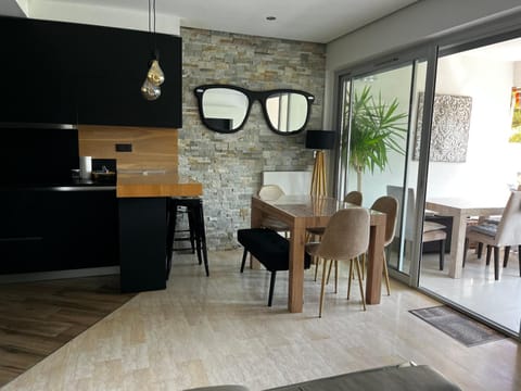 4P, Piscine, Tennis, Wifi, Proche Centre et Plages Apartment in Antibes