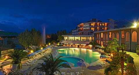 Facade/entrance, Facade/entrance, Garden, Swimming pool