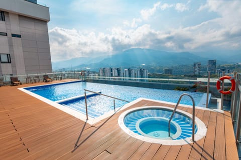 Day, Mountain view, Pool view, Swimming pool