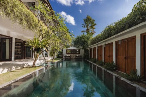 Pool view, Swimming pool