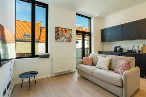 TV and multimedia, Seating area, kitchen