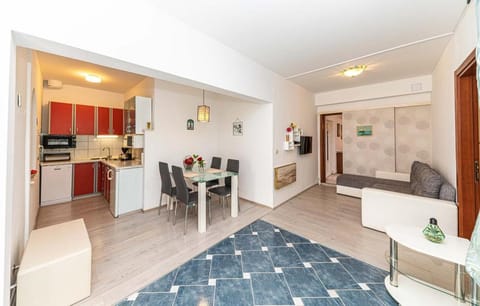 Luksuzna villa sa privatnim unutarnjim bazenom Villa Garden Villa in Podstrana