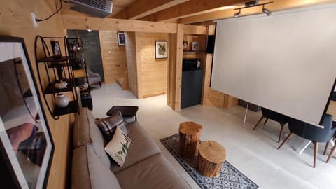 TV and multimedia, Living room