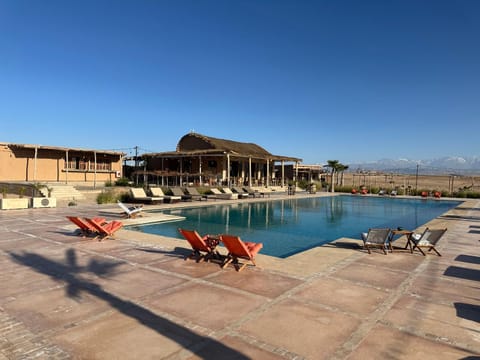 Day, Natural landscape, Mountain view, Pool view, Swimming pool, sunbed
