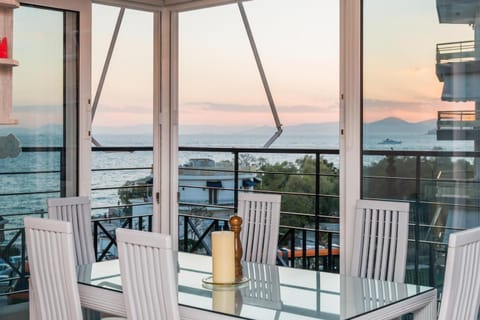 Dining area, Sea view