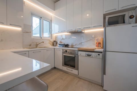 Maria Louiza apartment close to the center Apartment in Kallithea