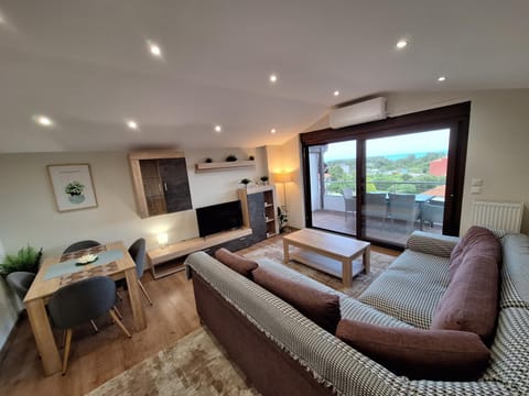 Luxury suite with sea and Olympus view Apartment in Pieria, Greece