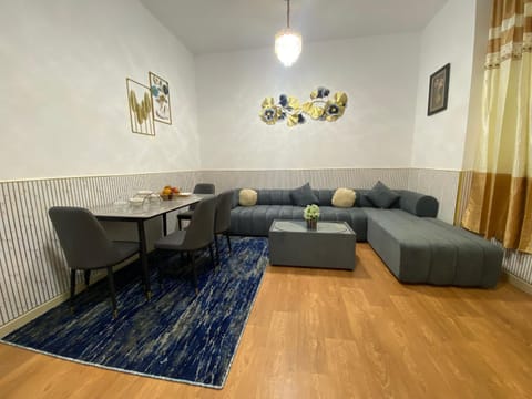 Cheap Holiday Home Apartment in Ajman